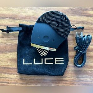 Luce180° Facial Cleansing & Anti-Aging Device